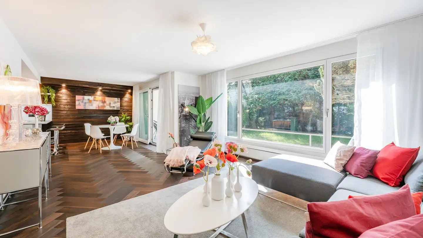 Stepped house for sale - Säntisstrasse 11, 8854 Siebnen