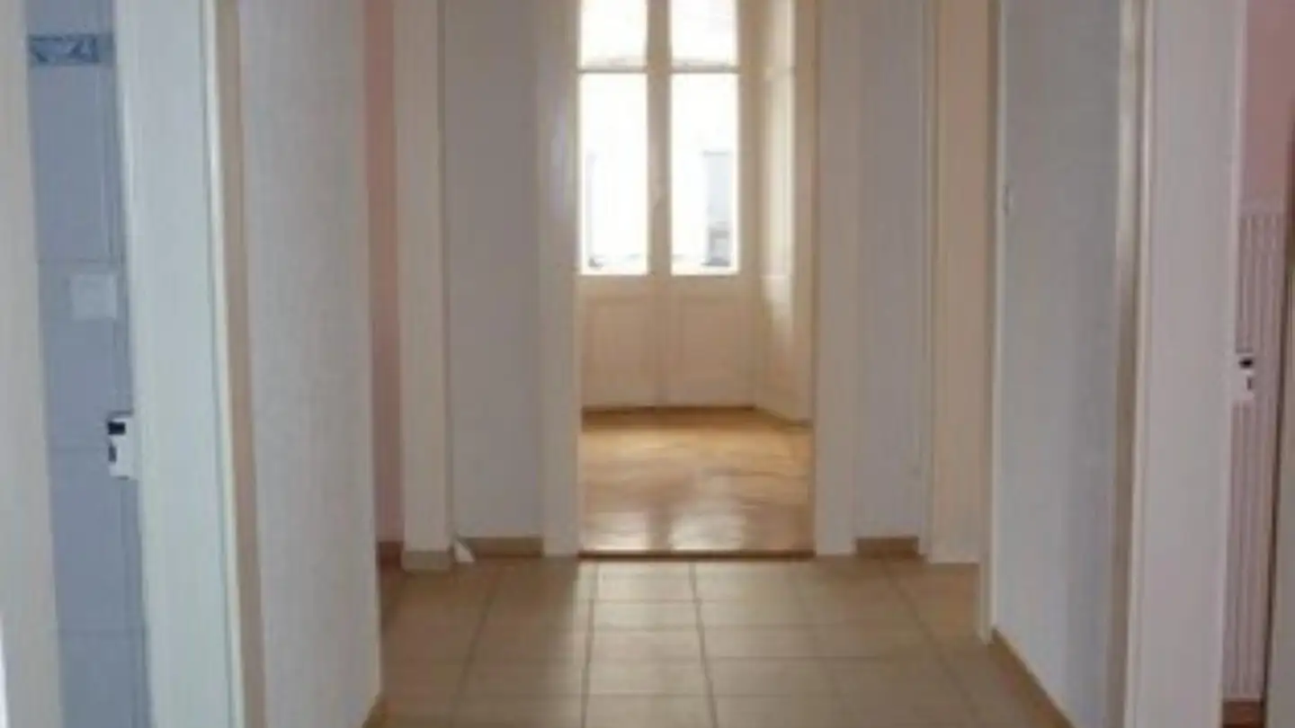 Appartement à louer - 2300 La Chaux-de-Fonds - Photo 2