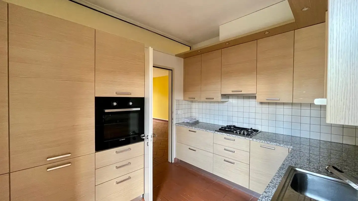 Apartment for rent - Quartiere Maghetti 20, 6900 Lugano - Photo 3