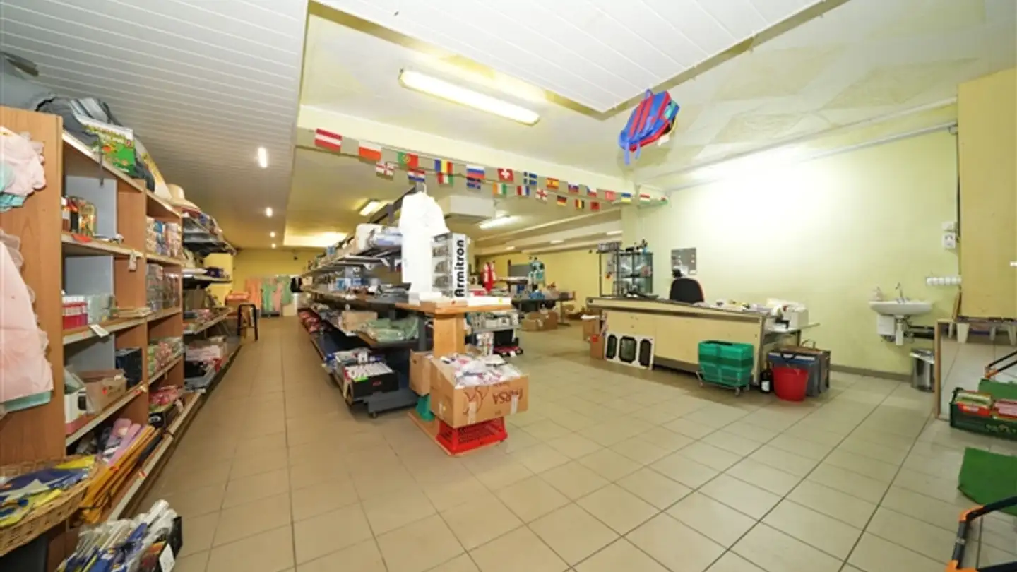 Office space for sale - 6210 Sursee - Photo 3