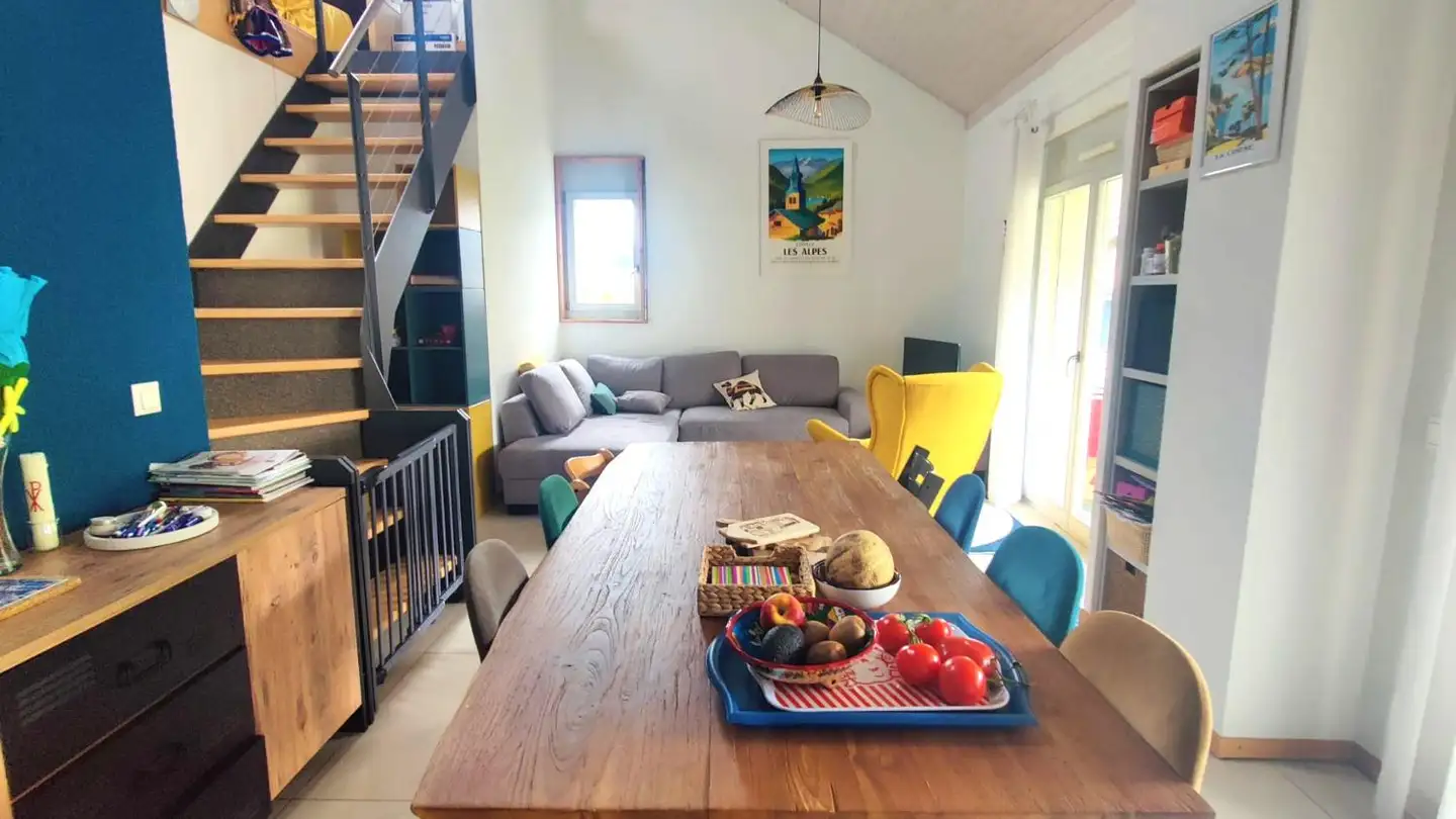 Dachgeschosswohnung mieten - 1288 Aire-la-Ville