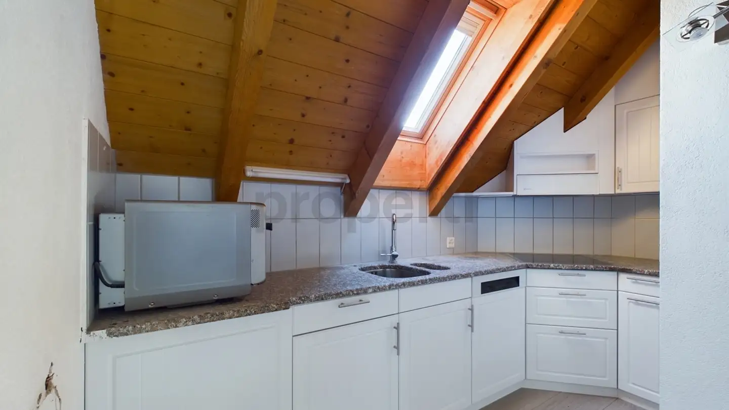 Dachgeschosswohnung mieten - 8107 Buchs ZH - Foto 2