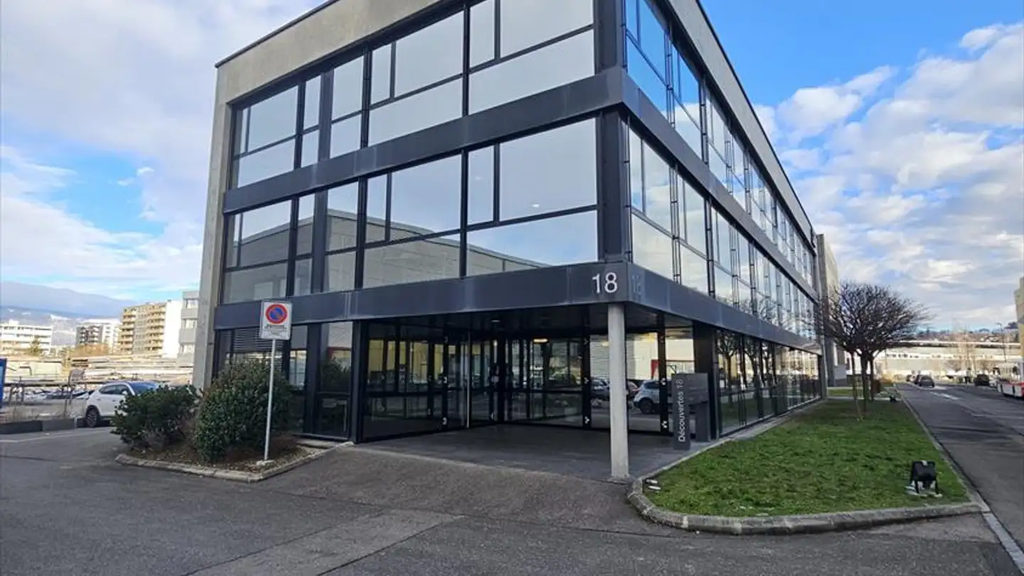 Gewerbe mieten - Avenue Des Découvertes 18, 1400 Yverdon-les-Bains