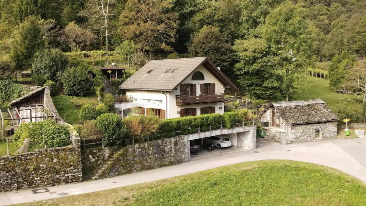 Workshop for sale - Al Cantómm Zóra 10, 6677 Aurigeno
