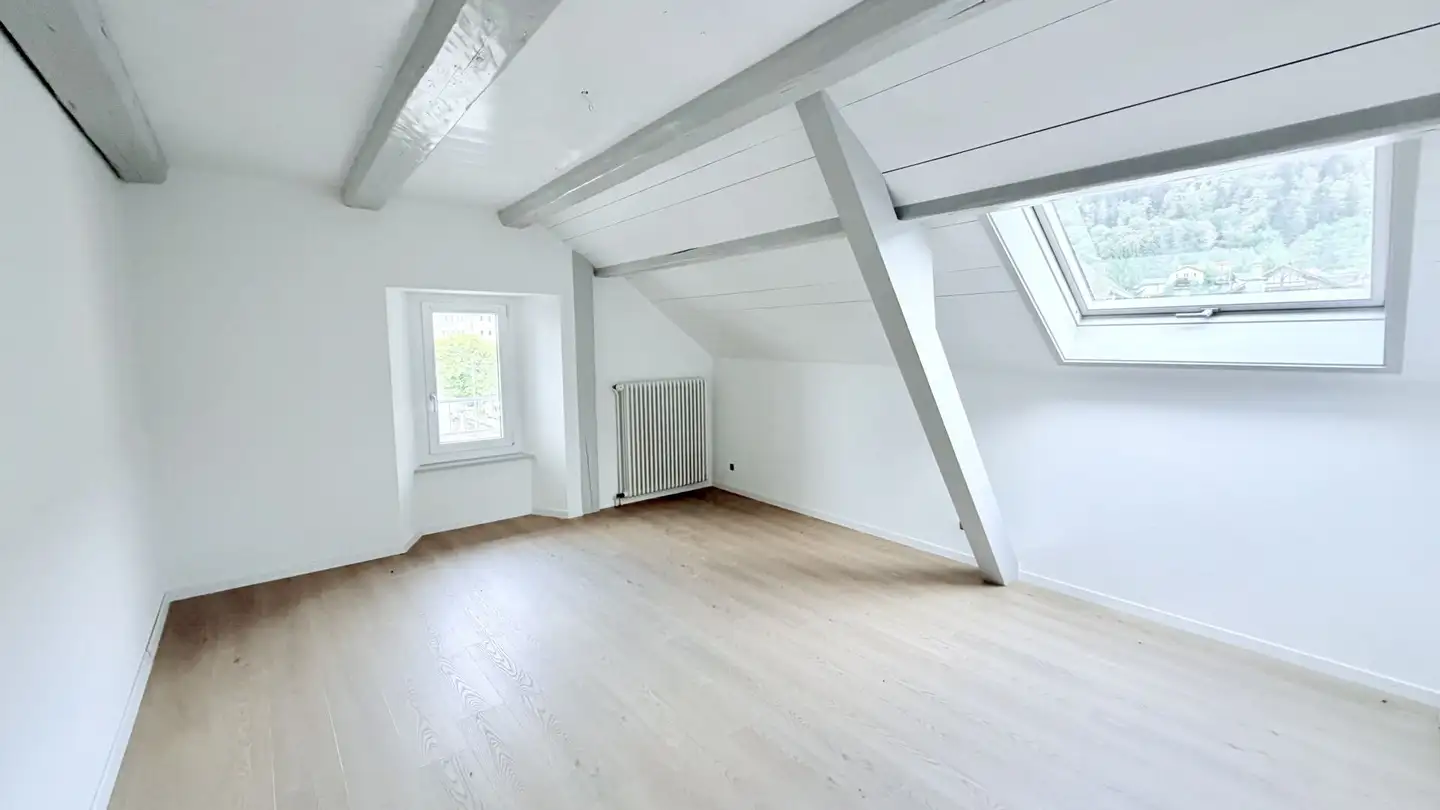 Dachgeschosswohnung mieten - Rue Frédéric Soguel 22, 2053 Cernier - Foto 2