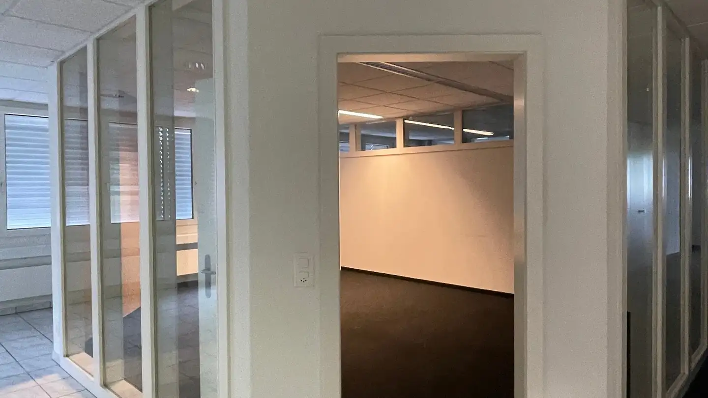 Spazio ufficio in affitto - Bösch 65, 6331 Hünenberg