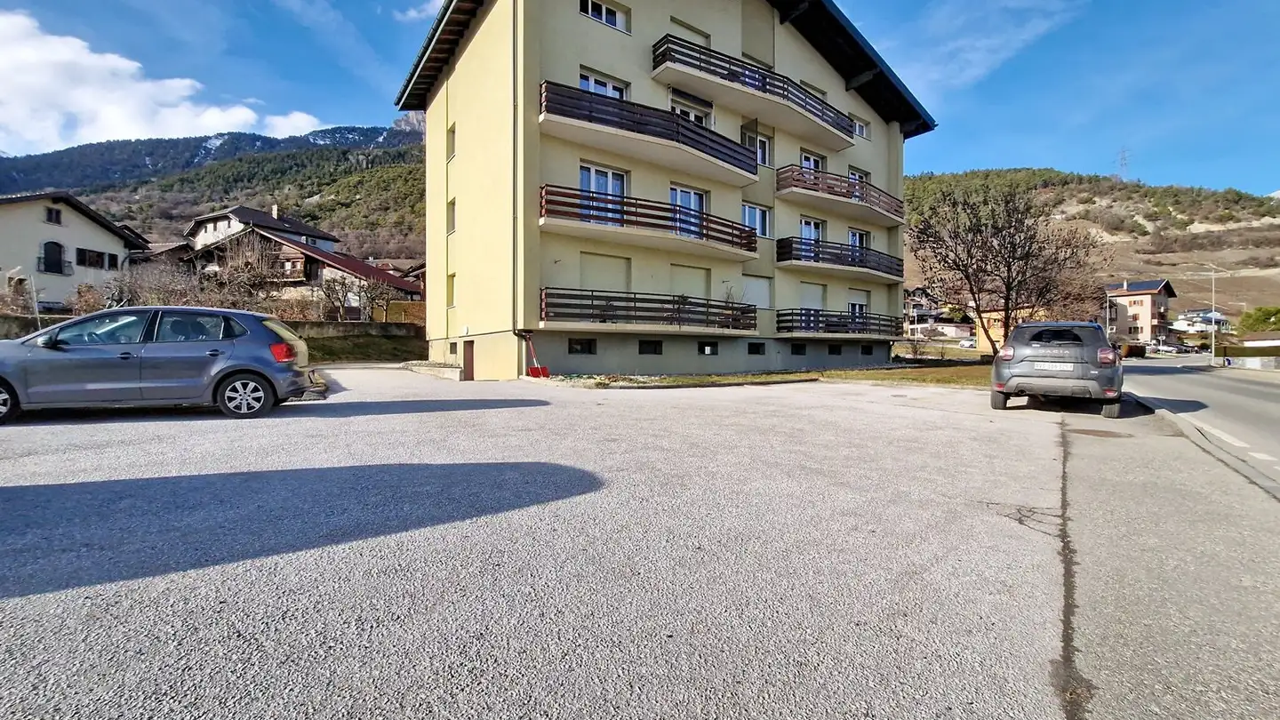 Wohnung mieten - Route De Collombé 19, 1976 Erde