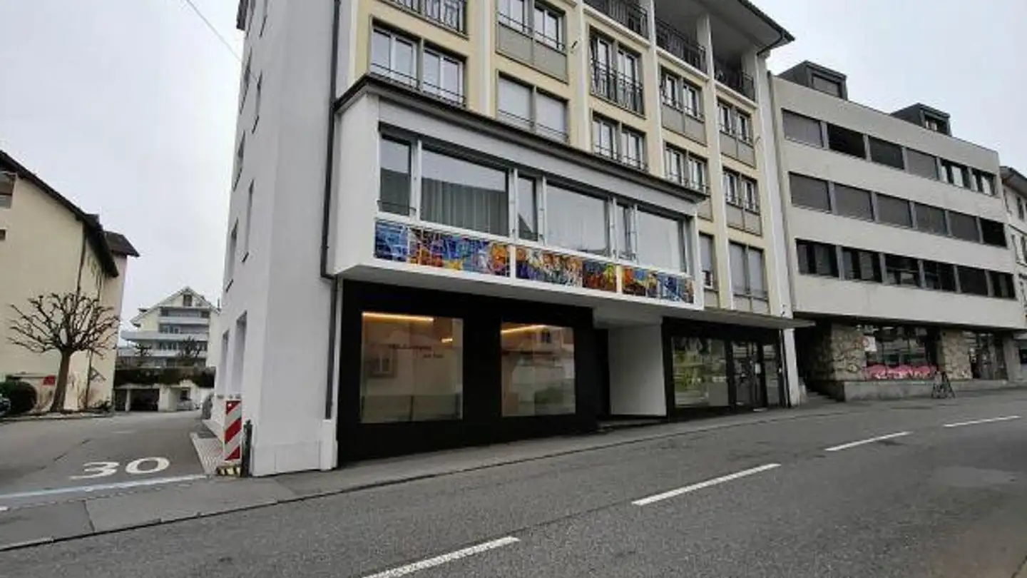 Magasin à louer - Bahnhofstrasse, 6403 Küssnacht am Rigi - Photo 3
