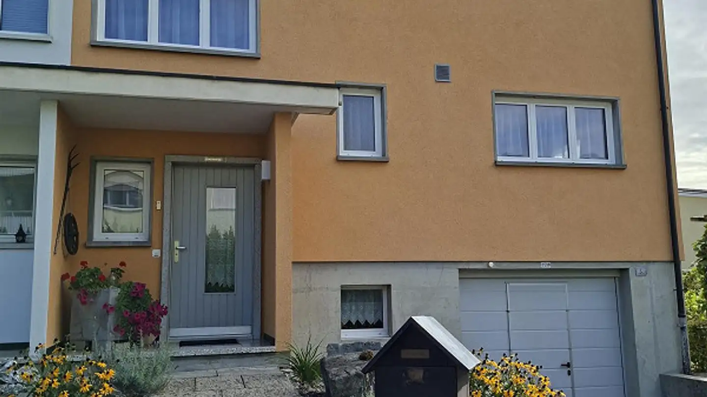 Doppelhaushälfte kaufen - Emserenstrasse 3, 9434 Au SG