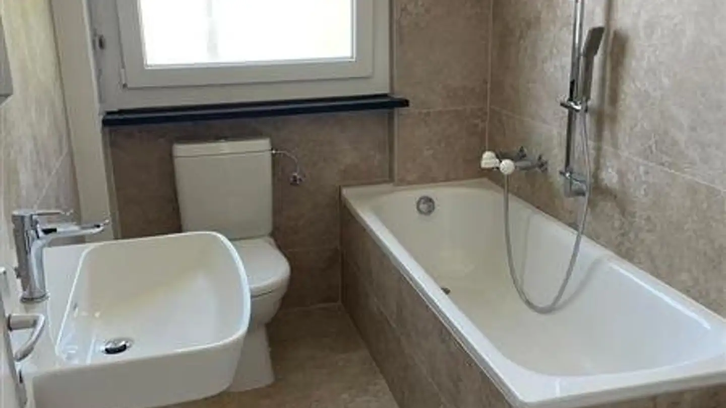 Wohnung mieten - 6574 Vira (Gambarogno) - Foto 2