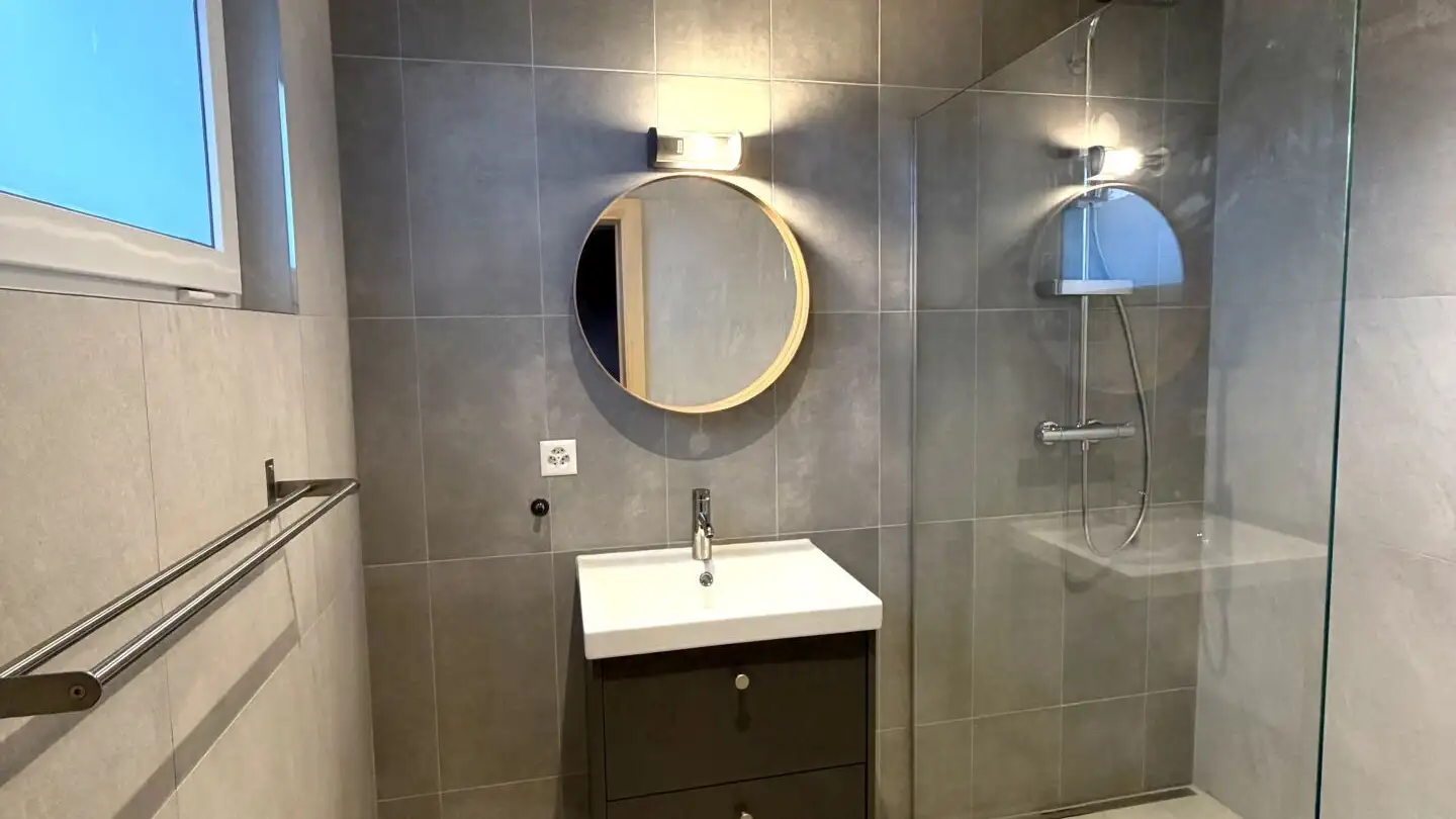 Attique à louer - 1618 Châtel-St-Denis - Photo 2