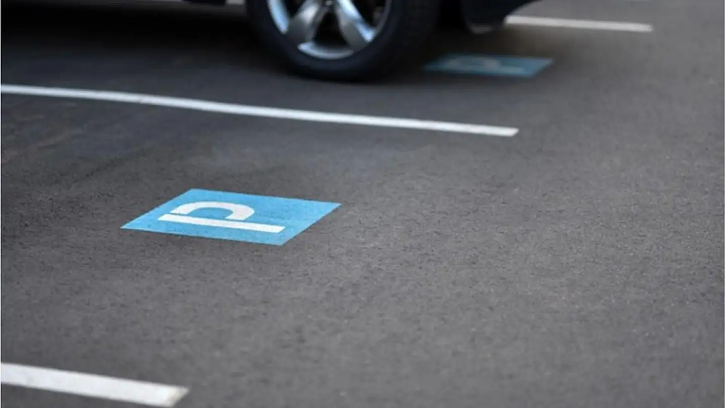 Outdoor parking space for rent - Zaystrasse 31, 6410 Goldau - Photo 3