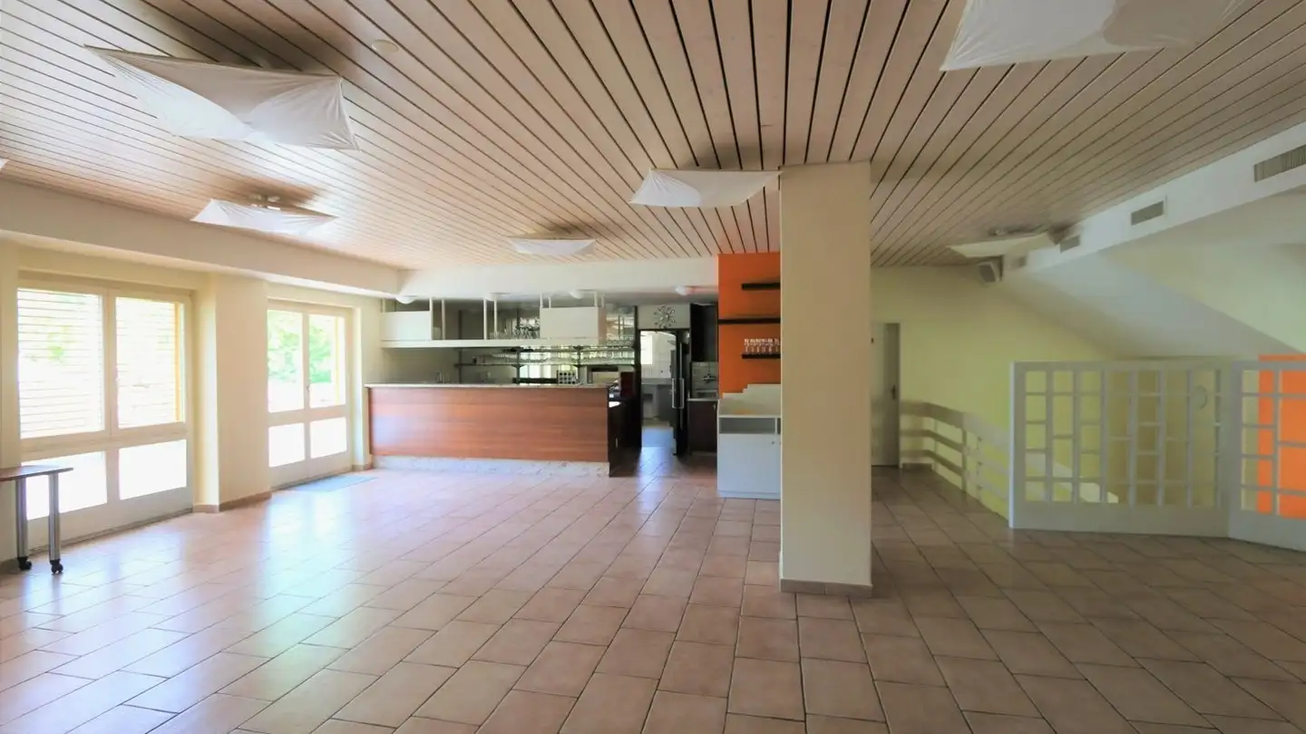 Restaurant for rent - Dielsdorferstrasse 3, 8173 Neerach - Photo 4