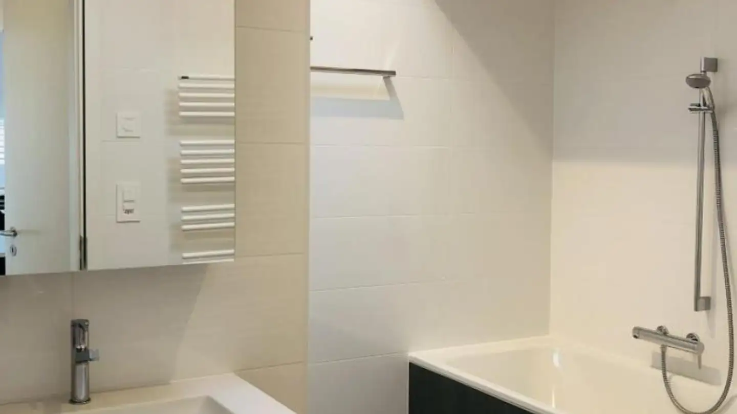 Furnished apartment for rent - Route D'oron 33, 1010 Lausanne - Photo 2