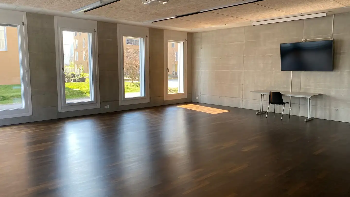 Commercial for rent - Rue Jakob-Stämpfli / Jakob-Stämpfli-Strasse 120a, 2502 Biel/Bienne - Photo 2