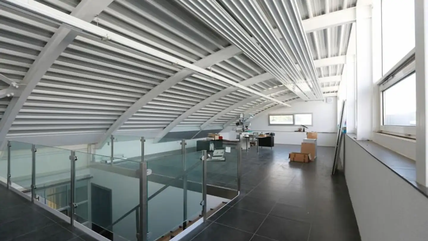 Commercial à louer - Route André-Piller 33g, 1762 Givisiez