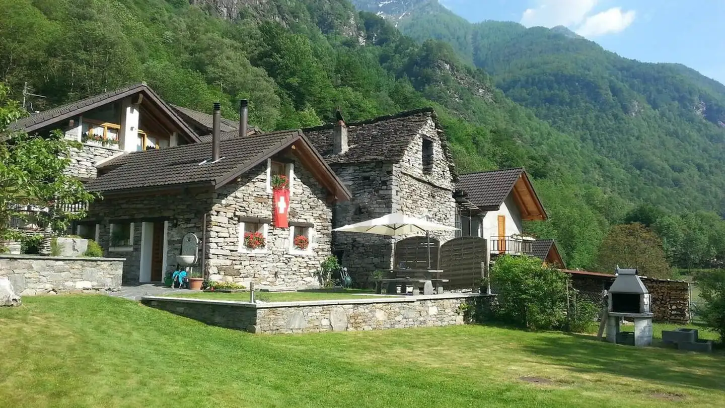 Maison individuelle à vendre - Gerra Verzasca, 6635 Gerra (Verzasca)