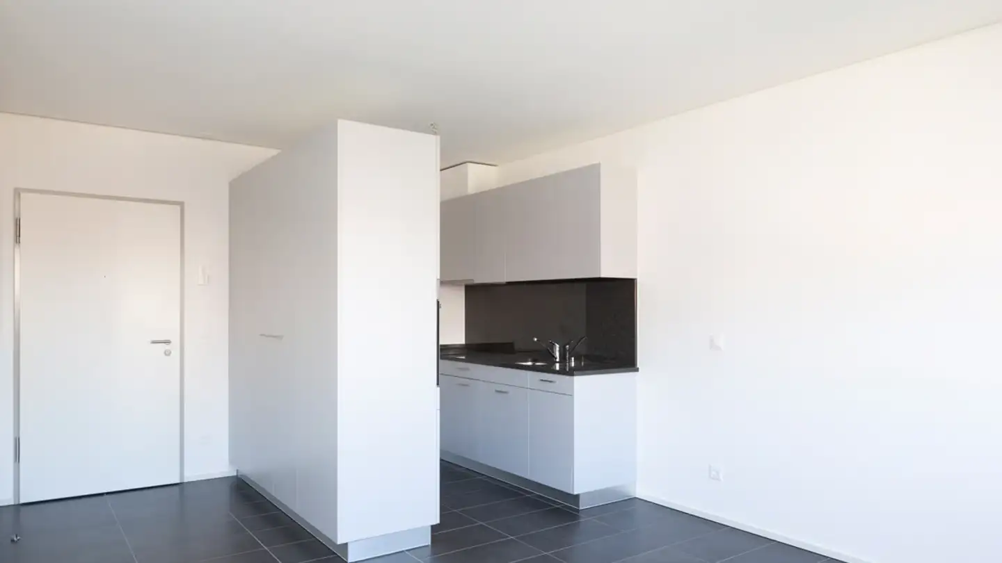 Apartment for rent - Corso San Gottardo 107b, 6830 Chiasso - Photo 3