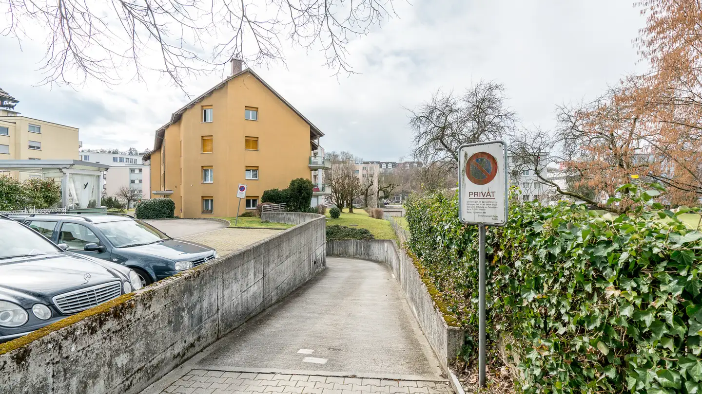 Parkplatz im Freien mieten - Dorfstrasse 72, 8302 Kloten - Foto 3