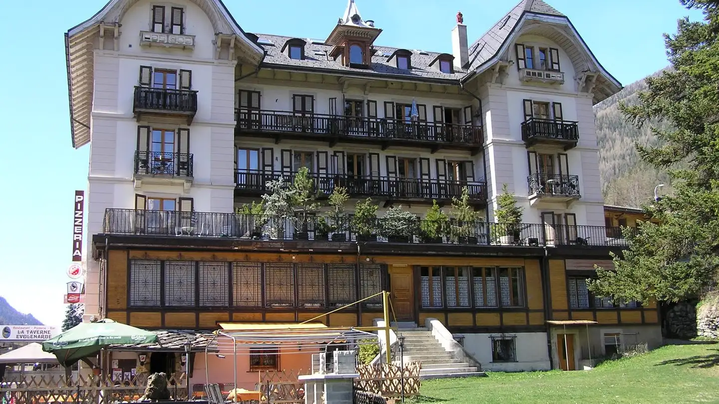 Penthouse kaufen - 1983 Evolène