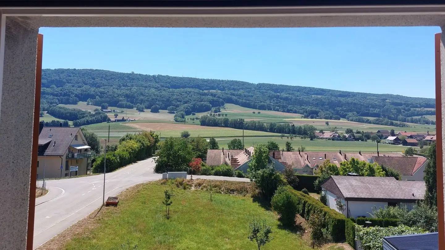 Dachgeschosswohnung mieten - Wehntalerstrasse 35, 8165 Oberweningen - Foto 3