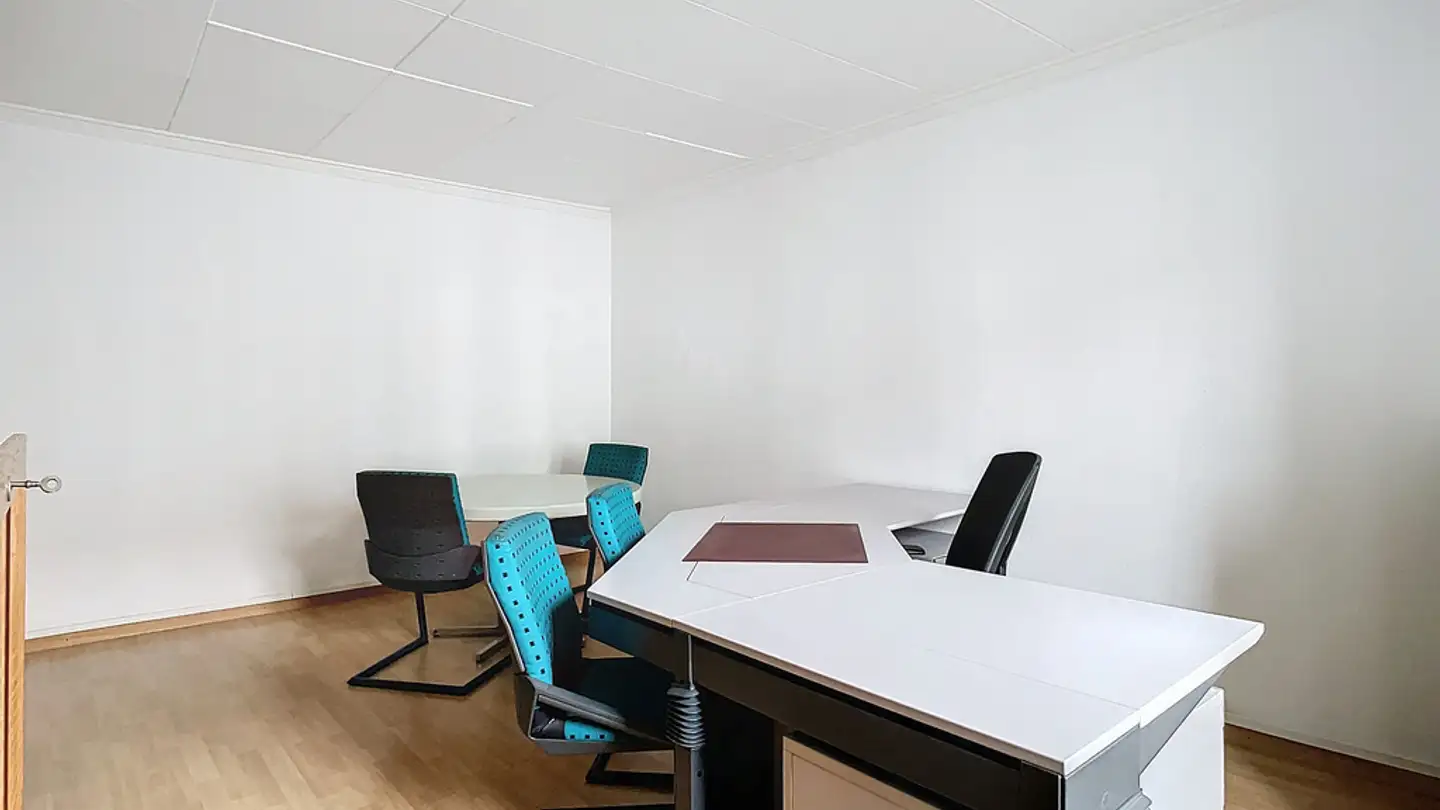 Spazio ufficio in affitto - Avenue Léopold-Robert 84, 2300 La Chaux-de-Fonds - Photo 4