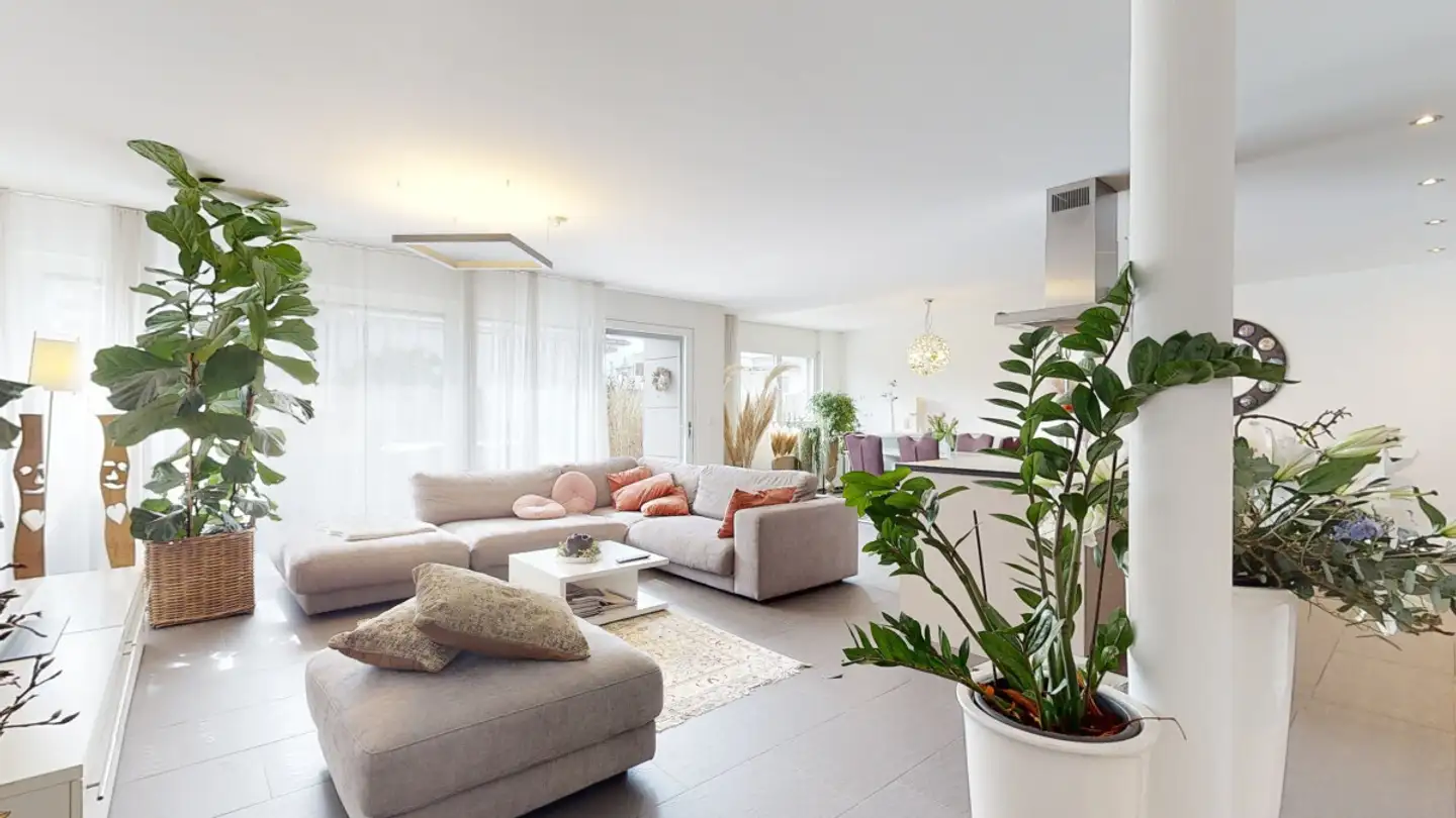 Row house for sale - 8590 Romanshorn - Photo 2