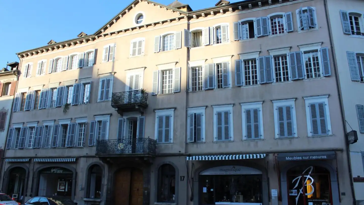 Commercial à louer - Rue Du Grand-Pont 17, 1950 Sion