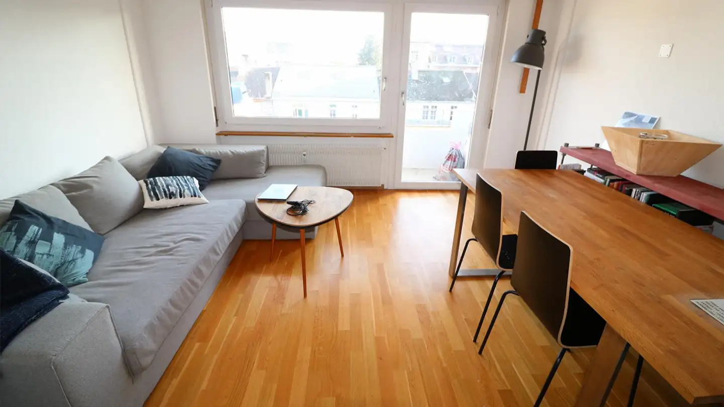 Wohnung mieten - Rue Ernst-Schüler / Ernst-Schüler-Strasse 32, 2502 Biel/Bienne - Foto 2