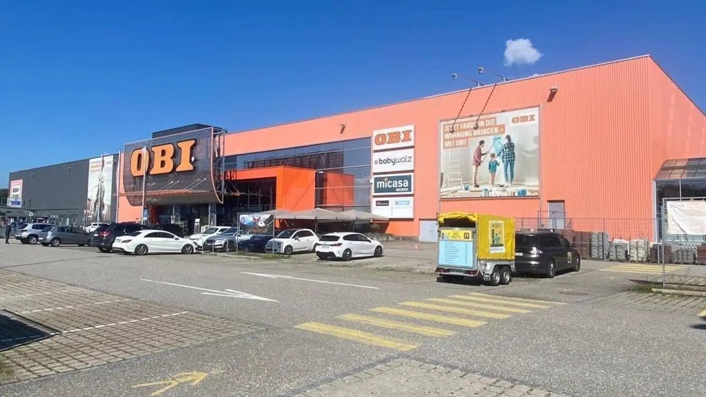 Commercial à louer - Ackerweg 2, 4665 Oftringen
