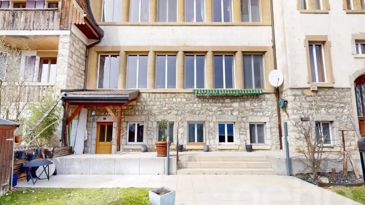 Semi-detached house for sale - 2054 Chézard-St-Martin - Photo 2