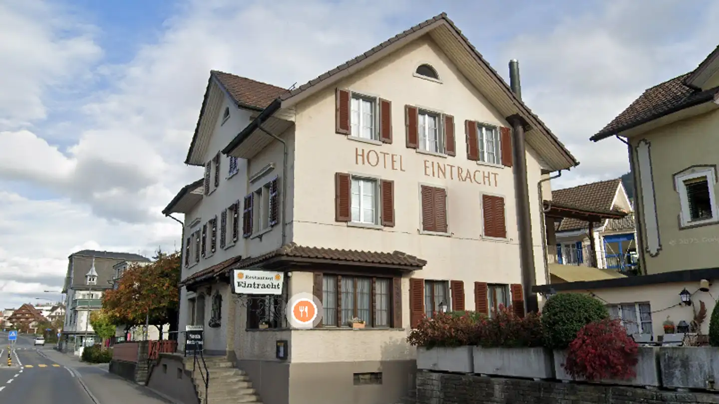 Commercial à louer - Luzernerstrasse 17, 6037 Root