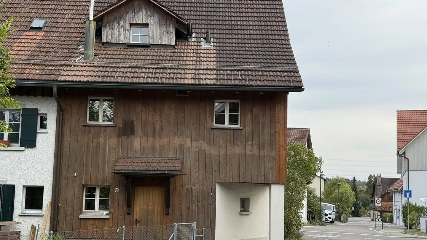 Appartement à louer - Dorfstrasse 1, 8332 Rumlikon - Photo 2