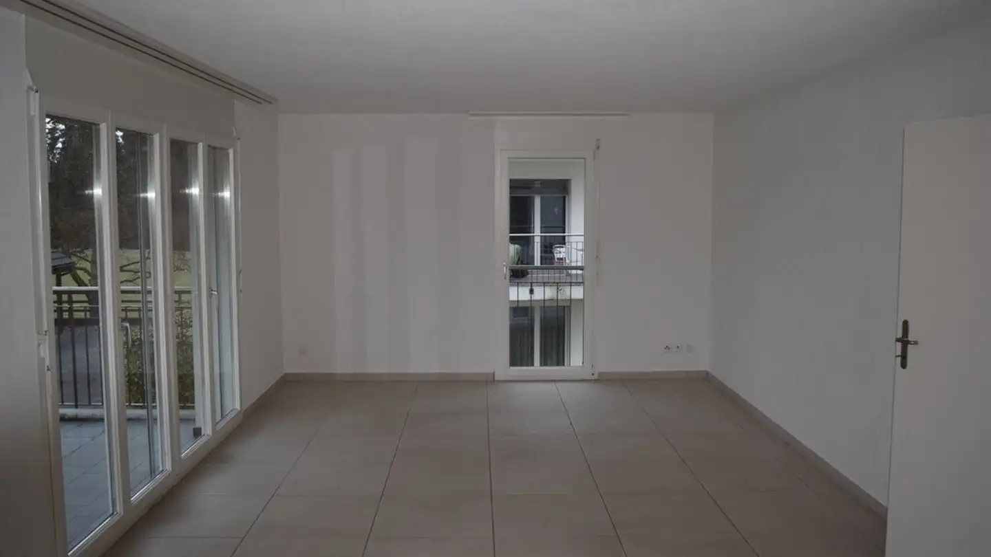 Wohnung mieten - Hinwilerstrasse, 8626 Ottikon (Gossau ZH) - Foto 2