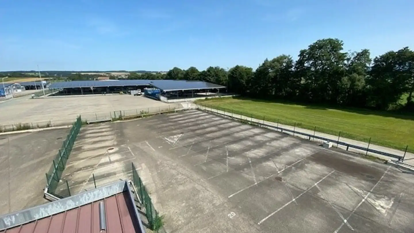 Place de parking extérieure à louer - Rue Sedrac, 2950 Courgenay - Photo 2
