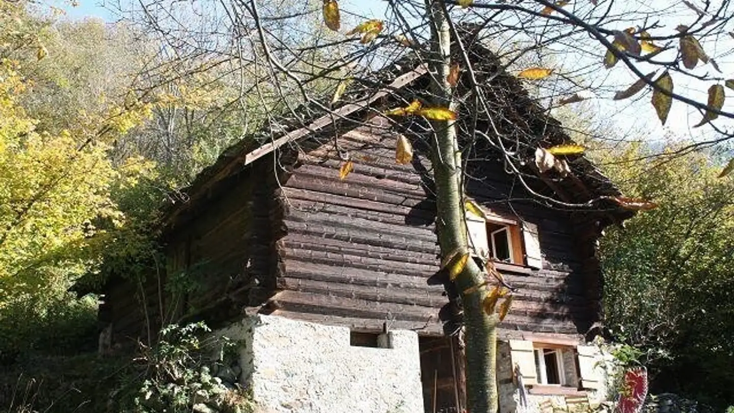 Cave house for sale - 6748 Anzonico