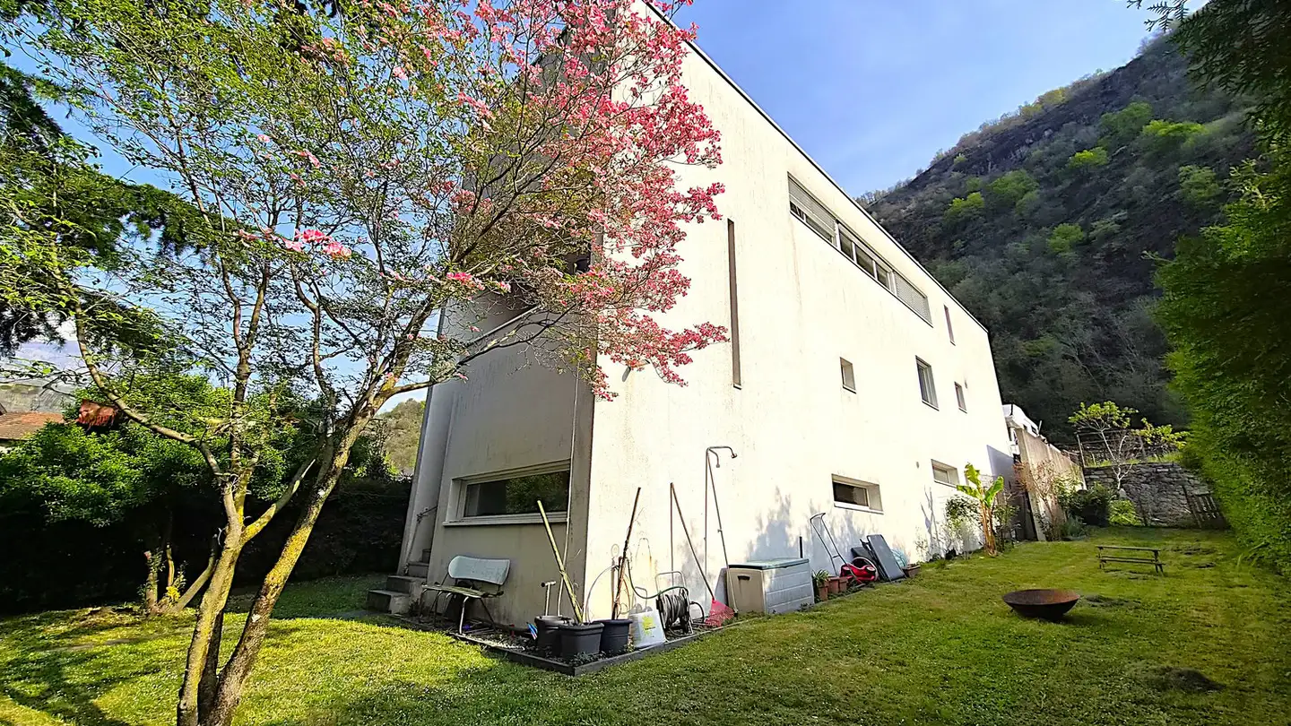 Semi-detached house for sale - 6745 Giornico