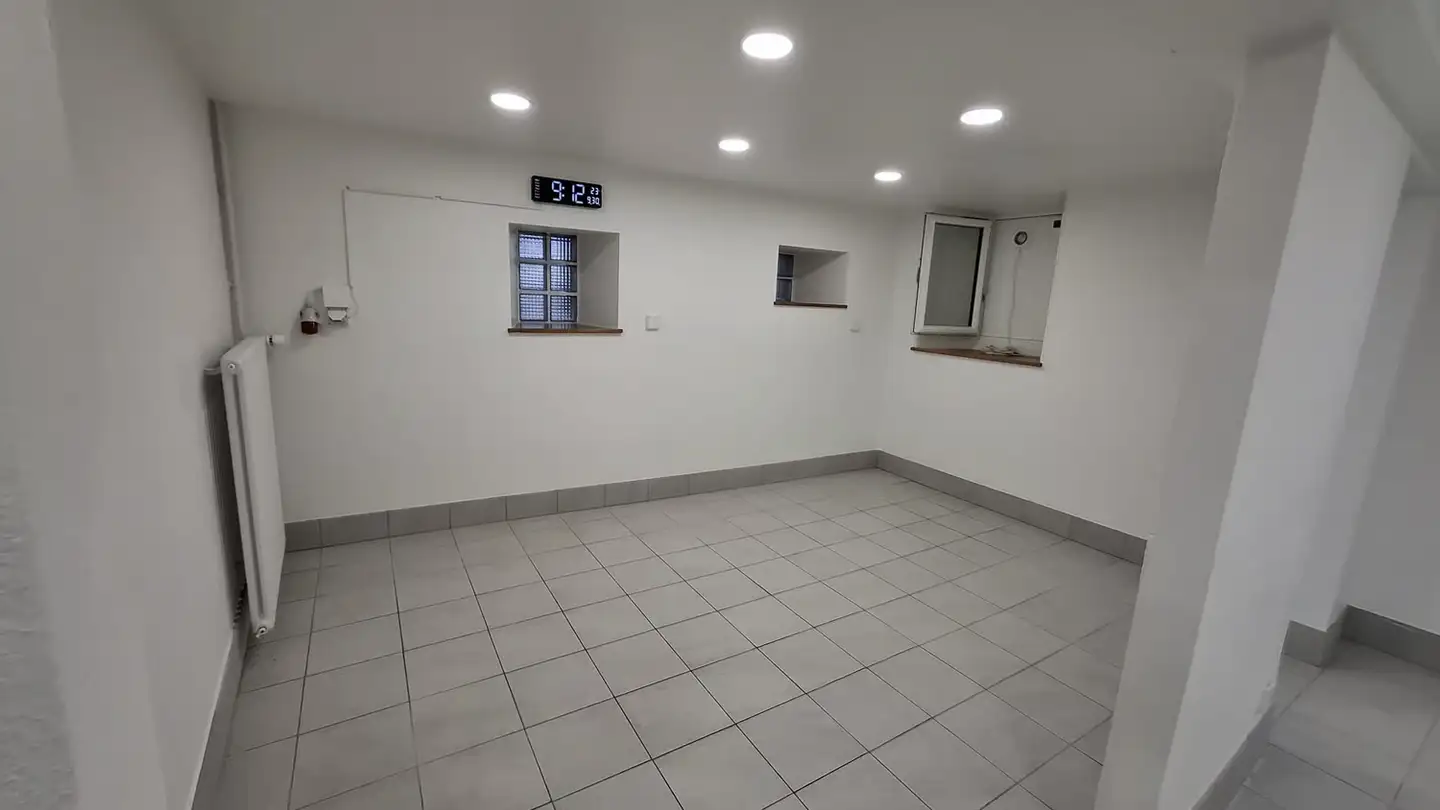 Shop for rent - Rue Oscar-Huguenin 25, 2017 Boudry - Photo 2