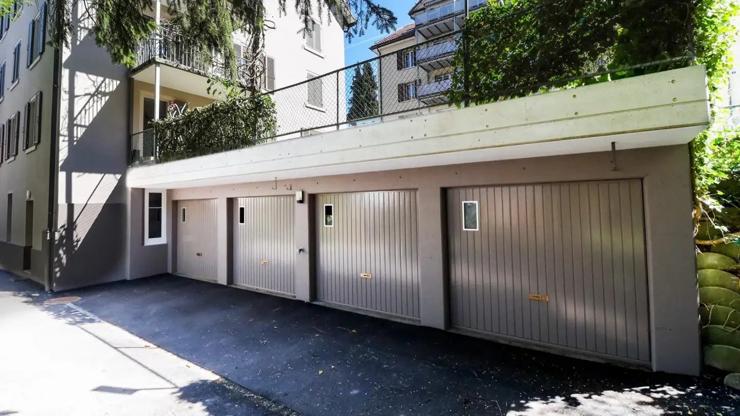 Garage individuel à louer - Steingrüeblistrasse 44, 9000 St. Gallen