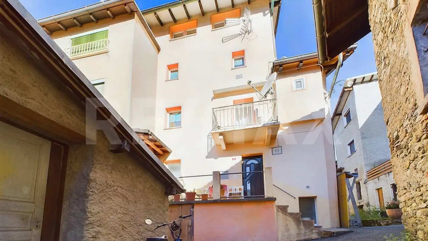 Furnished apartment for sale - 6939 Arosio