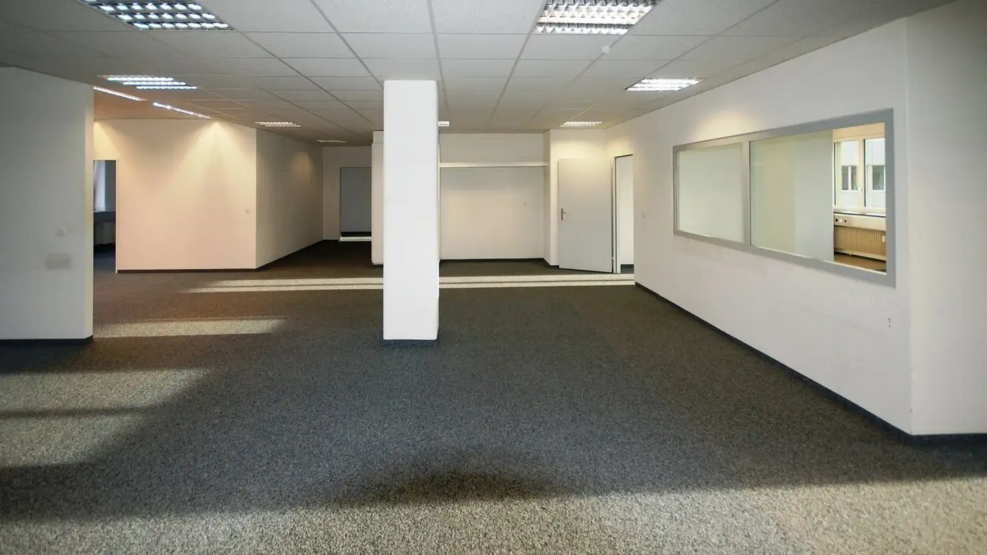 Bürofläche mieten - Ackerstrasse, 8180 Bülach - Foto 2