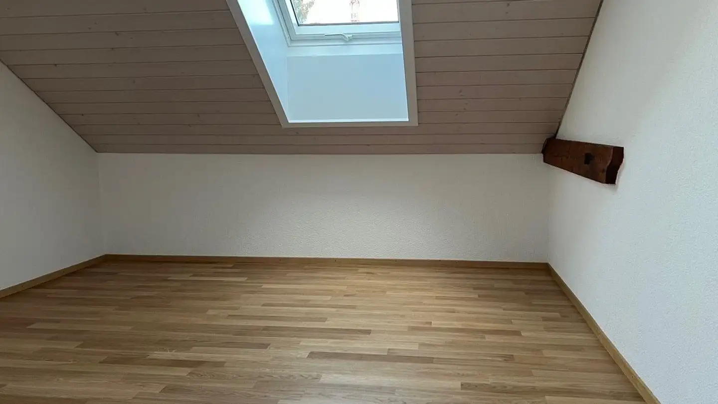 Dachgeschosswohnung mieten - Reutgasse 19, 8406 Winterthur - Foto 2