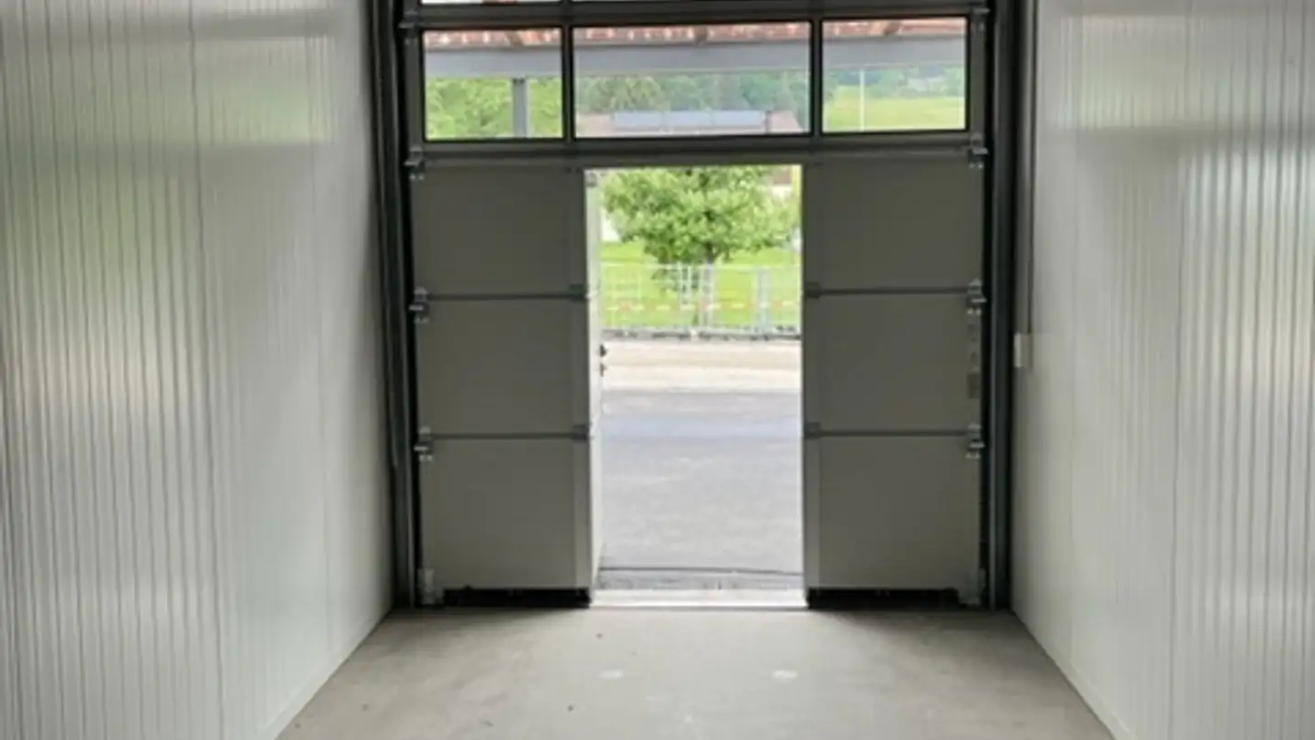 Garage for rent - La Communance 20, 2802 Develier - Photo 4