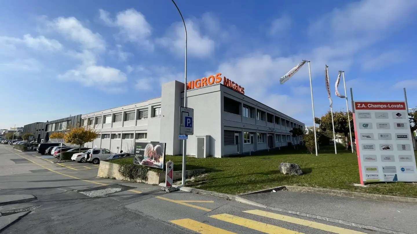 Grande magazzino in affitto - Route De Lausanne 10, 1400 Yverdon-les-Bains