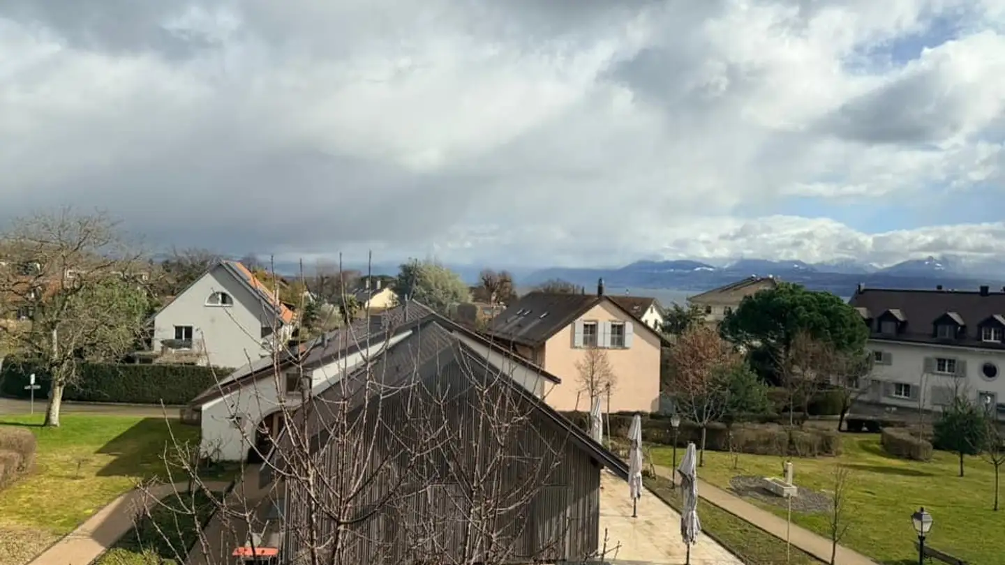 Apartment for rent - Place Du Village 4, 1164 Buchillon - Photo 2