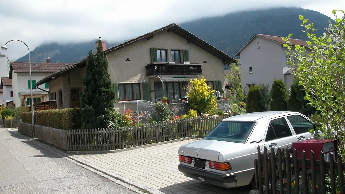 Parkplatz im Freien mieten - Holunderweg 4, 7000 Chur