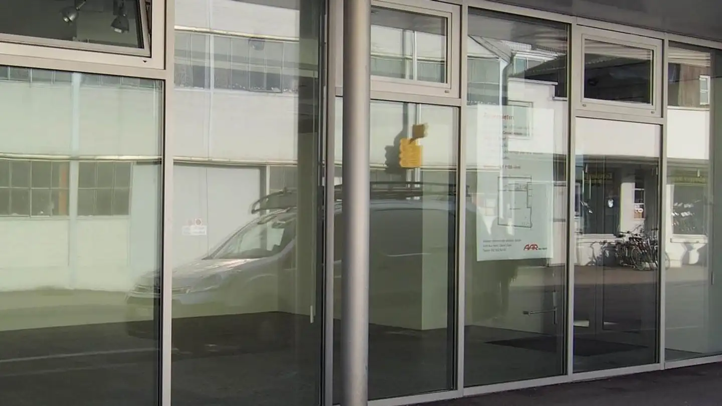 Commerciale in affitto - Bahnhofstrasse 7, 5734 Reinach AG - Photo 2
