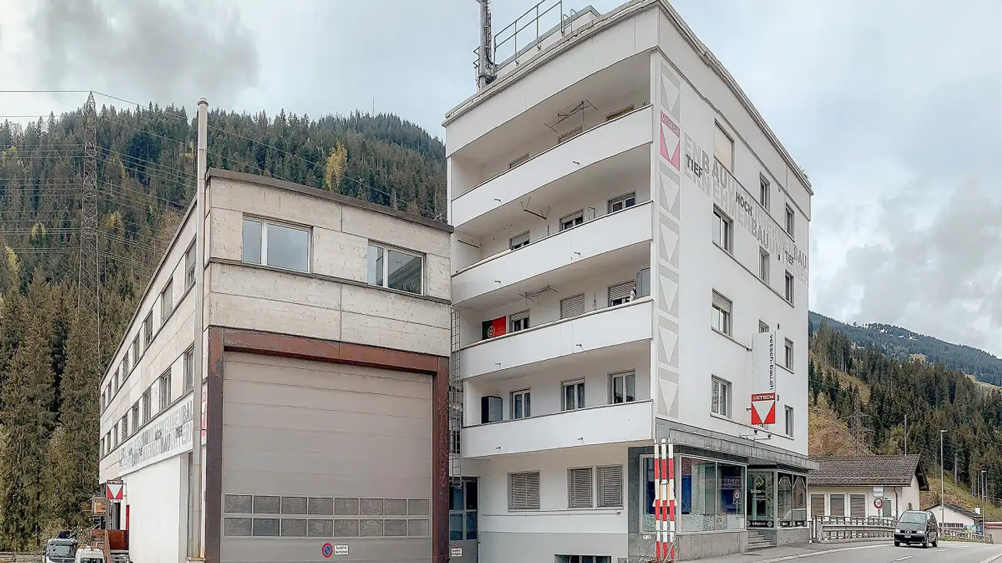 Commercial for rent - Hauptstrass 2, 7240 Küblis