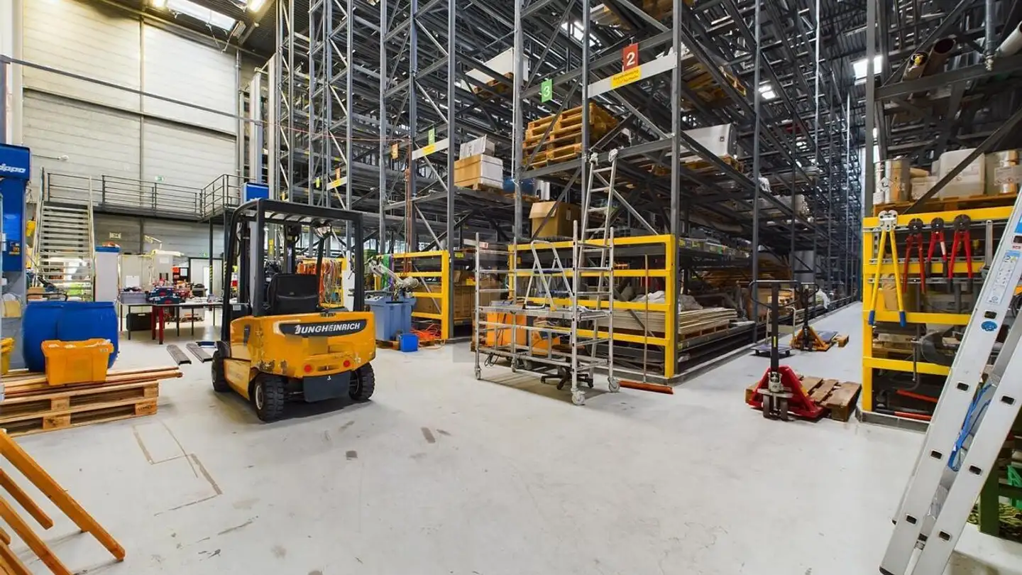 Industrieimmobilie mieten - 4528 Zuchwil