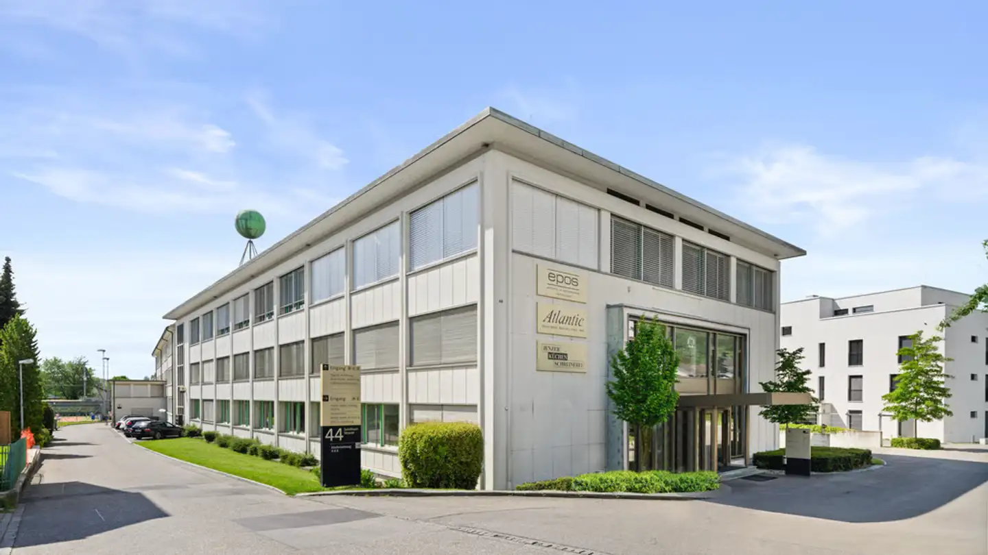 Commercial à louer - Solothurnstrasse 44a, 2543 Lengnau BE - Photo 3